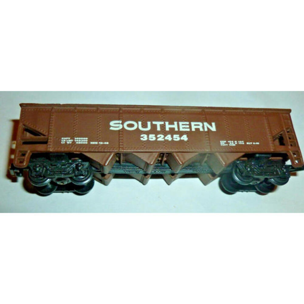 Maisto‎ On Track Southern (SOU) Collectible Train Car Toy Diecast